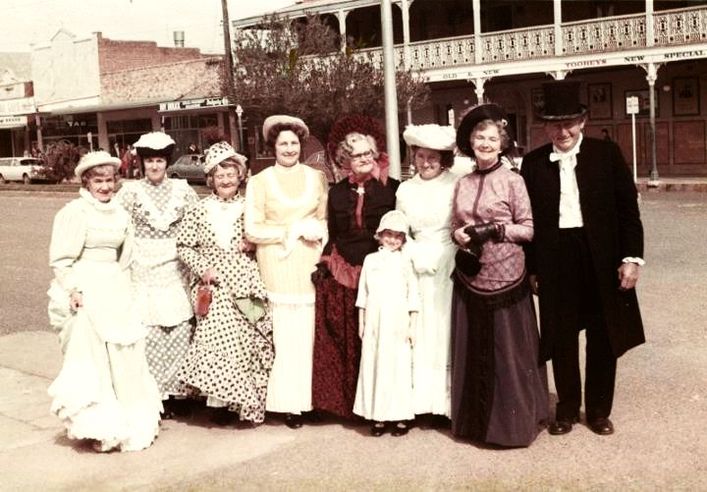 MHS Foundation Members pictured at the opening of the first Manilla Museum next to the Courthouse Hotel in 1973.  L-R: Lilla Grill, N.Collins, Dot Worthington, Jessie Hedger, Hannah Ghys, Nola Coote & Marion and Lindsay Bignall.